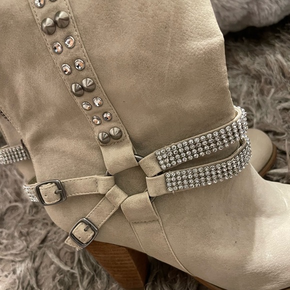 Not Rated high Boots - Picture 10 of 16